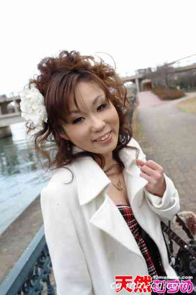 10musume 2011.12.12 処女奪っちゃっていいですか 小川芽衣