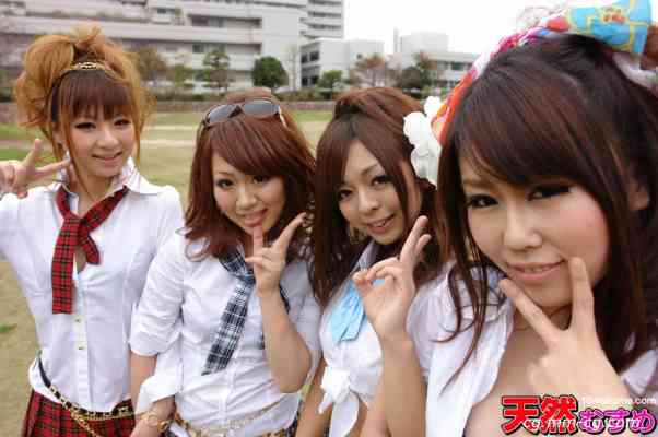 10musume 2011.12.30 天然素人 天然むすめマジ醉っ払い忘年會 前編 真菜&カンナ&真美&さおり