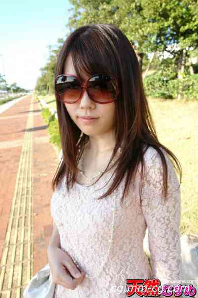 10musume 2012.01.07 ノーブラノーパン露出遊び 藤崎真菜