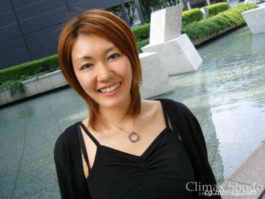 Shodo.tv 2005.07.26 - Girls - Natsuki (なつき) - パチンコ店店員