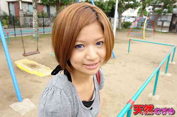 10musume 2012.11.09 男部屋引き剃毛 荒井千尋