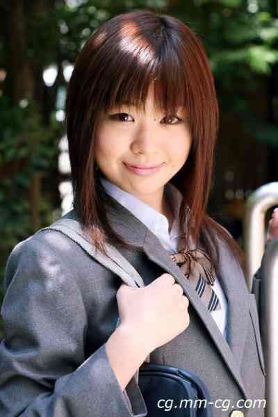 DGC 2005.10 - No.178 - Momoka