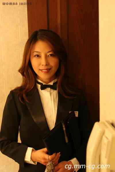 women inside 099c_asuka