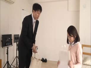 JUY-521-[中文]比起全裸更丟臉 內褲半脫的人妻 加瀬加奈子 加瀬かなこ